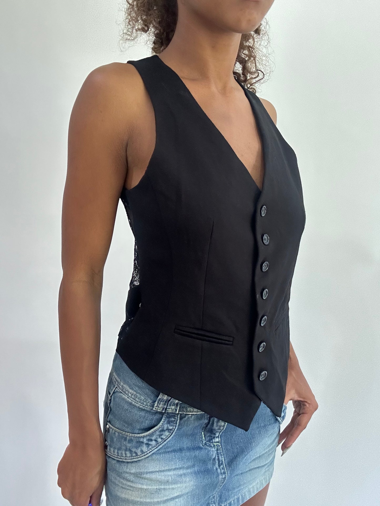 wag drop | small black lace back waistcoat