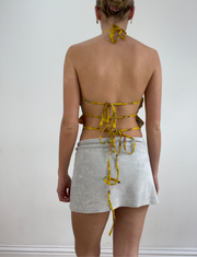 💻‼️ yellow halterneck backless top in paisley print