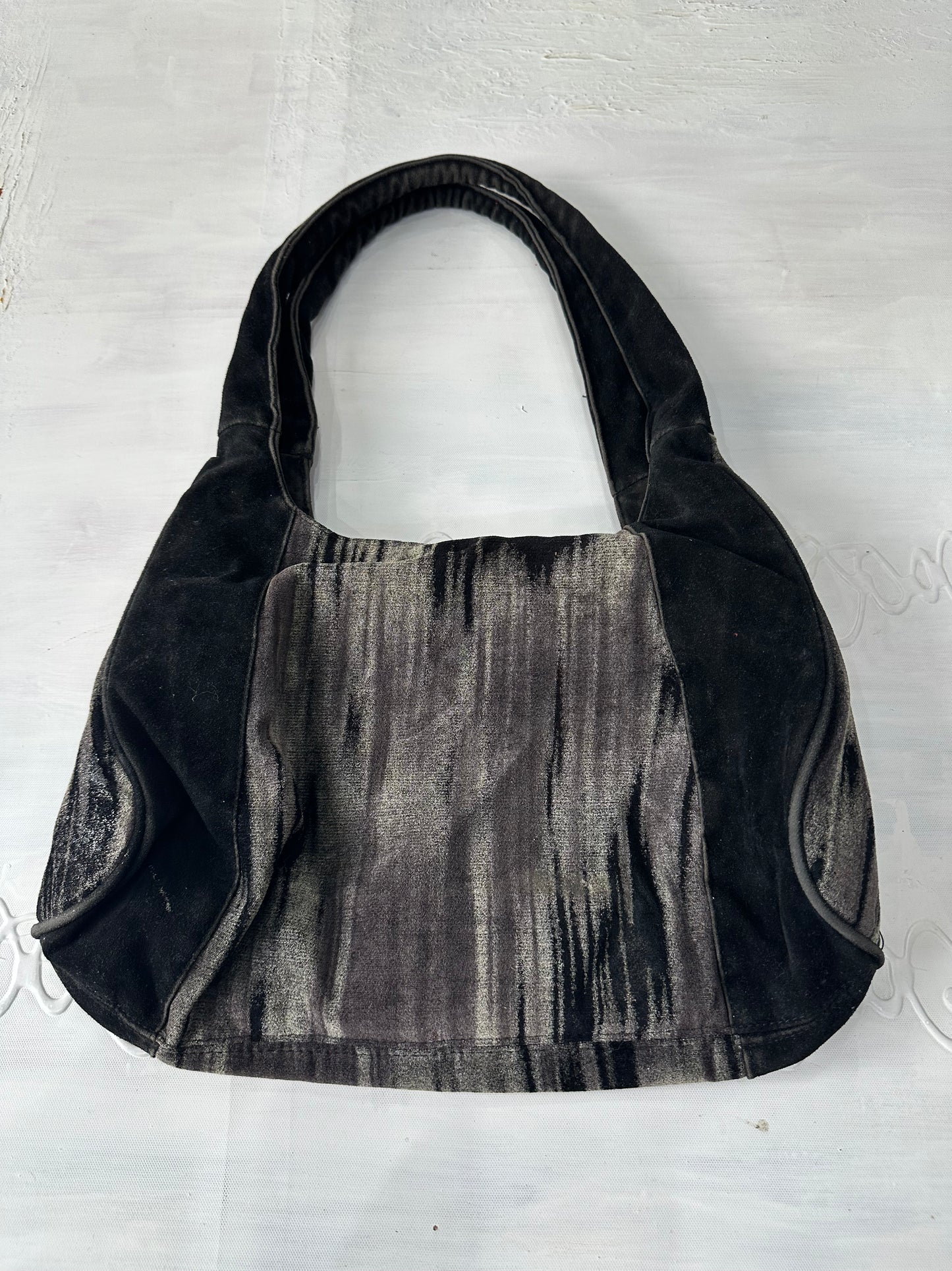 vintage edit thirty-two | grey and black striped shoulder bag