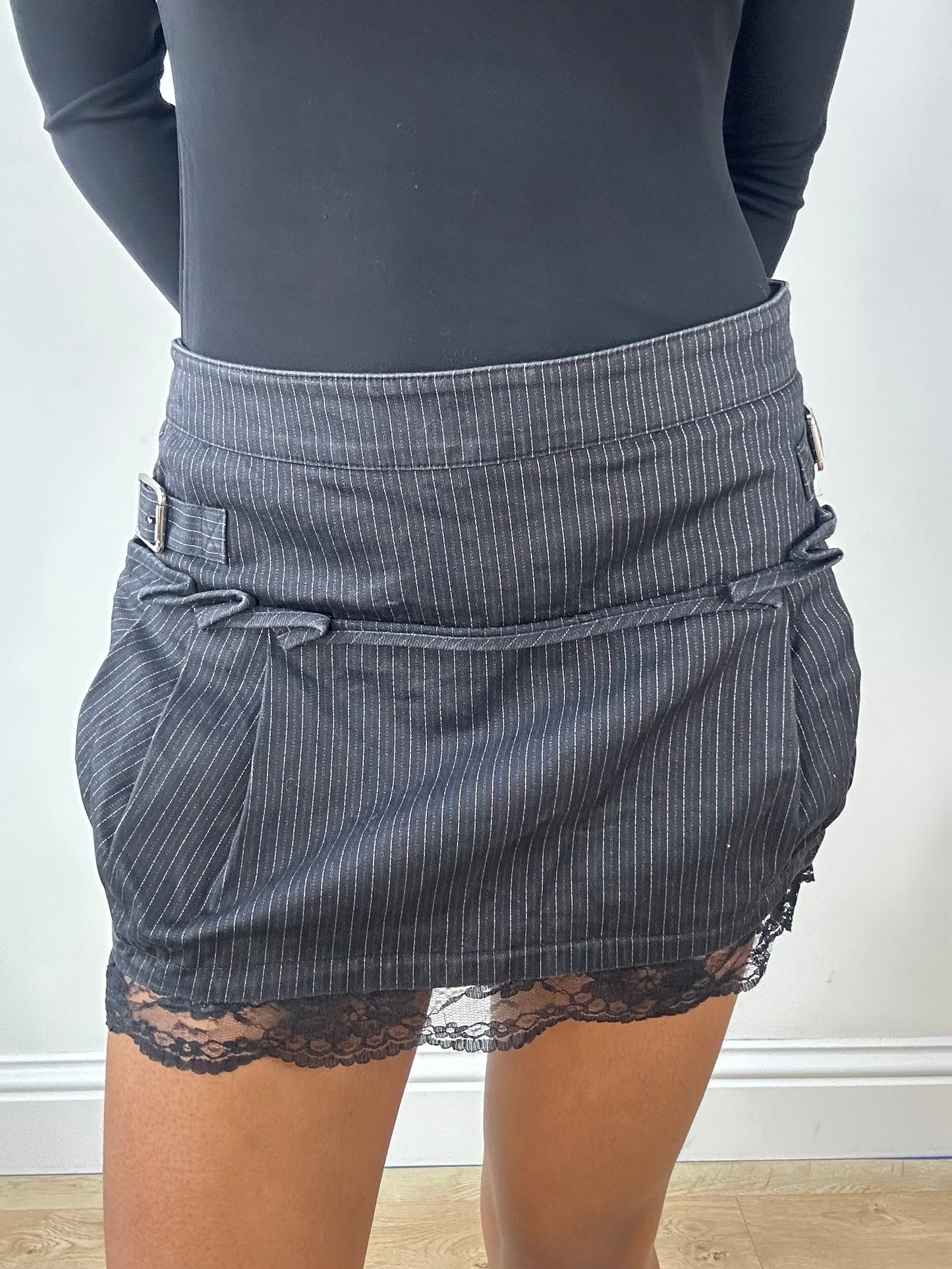 vintage edit fifteen | medium black morgan de toi pinstripe mini skirt