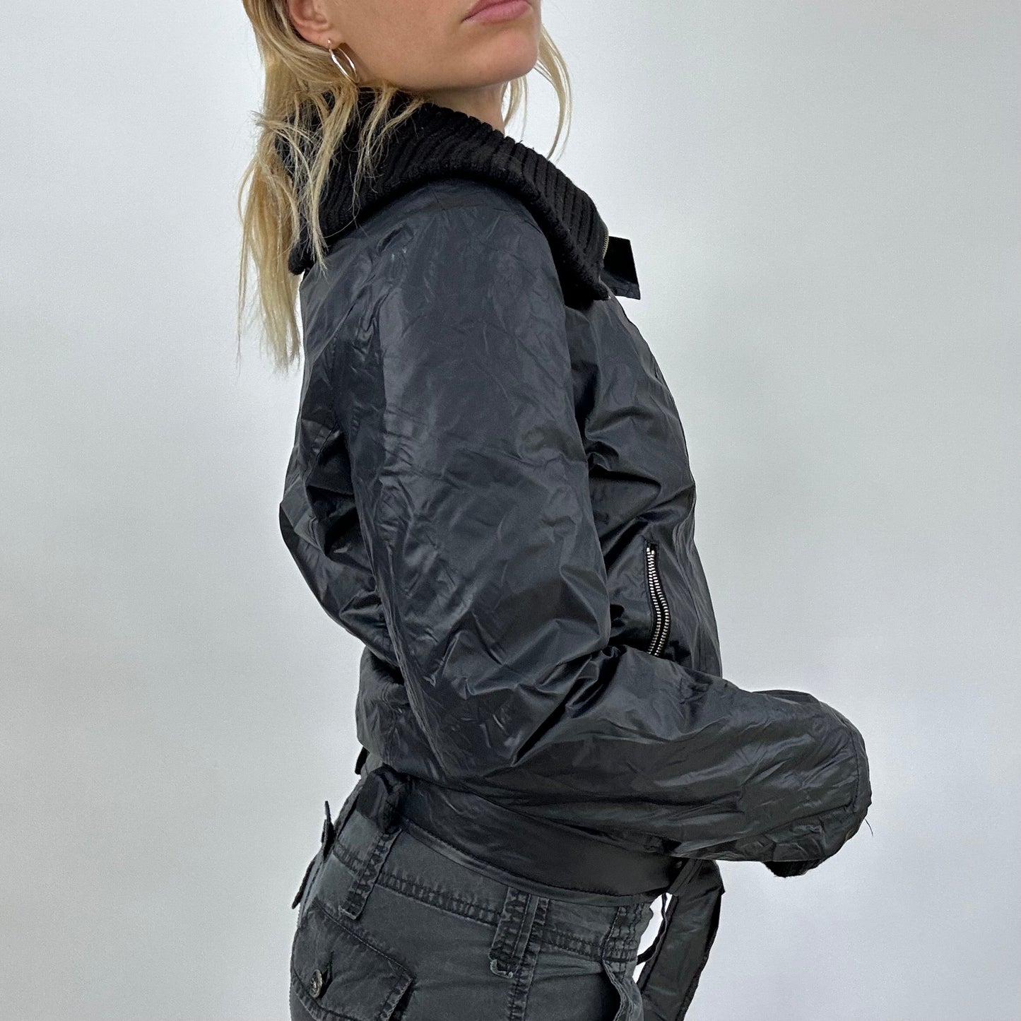 BEST PICKS | small black biker jacket with ribbed detail