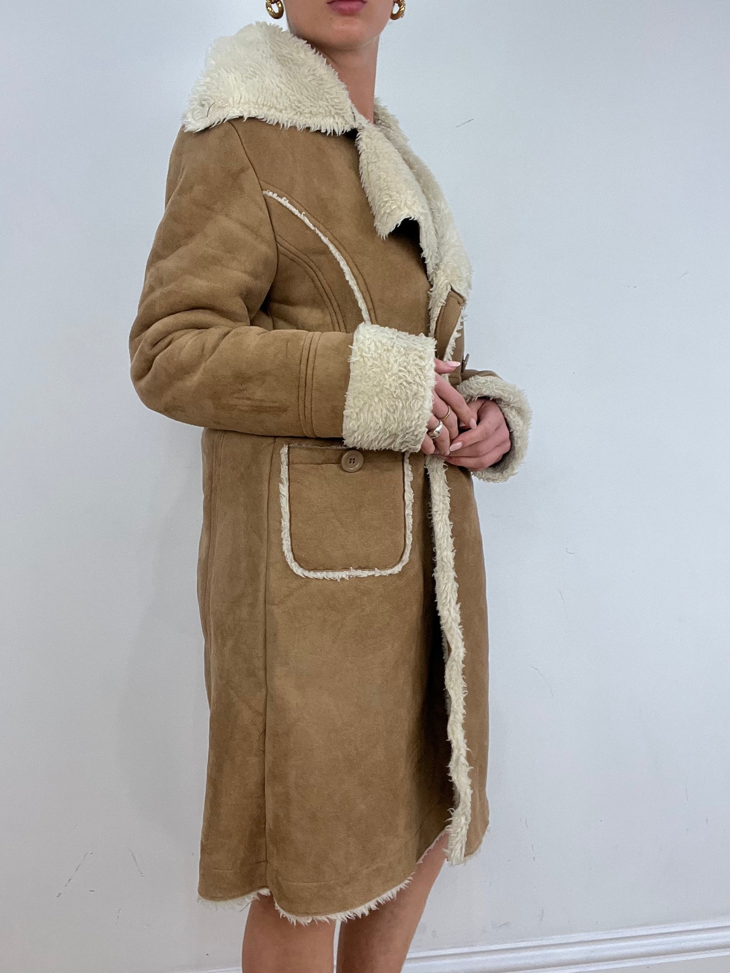 vintage edit ten | small beige sherpa fur coat