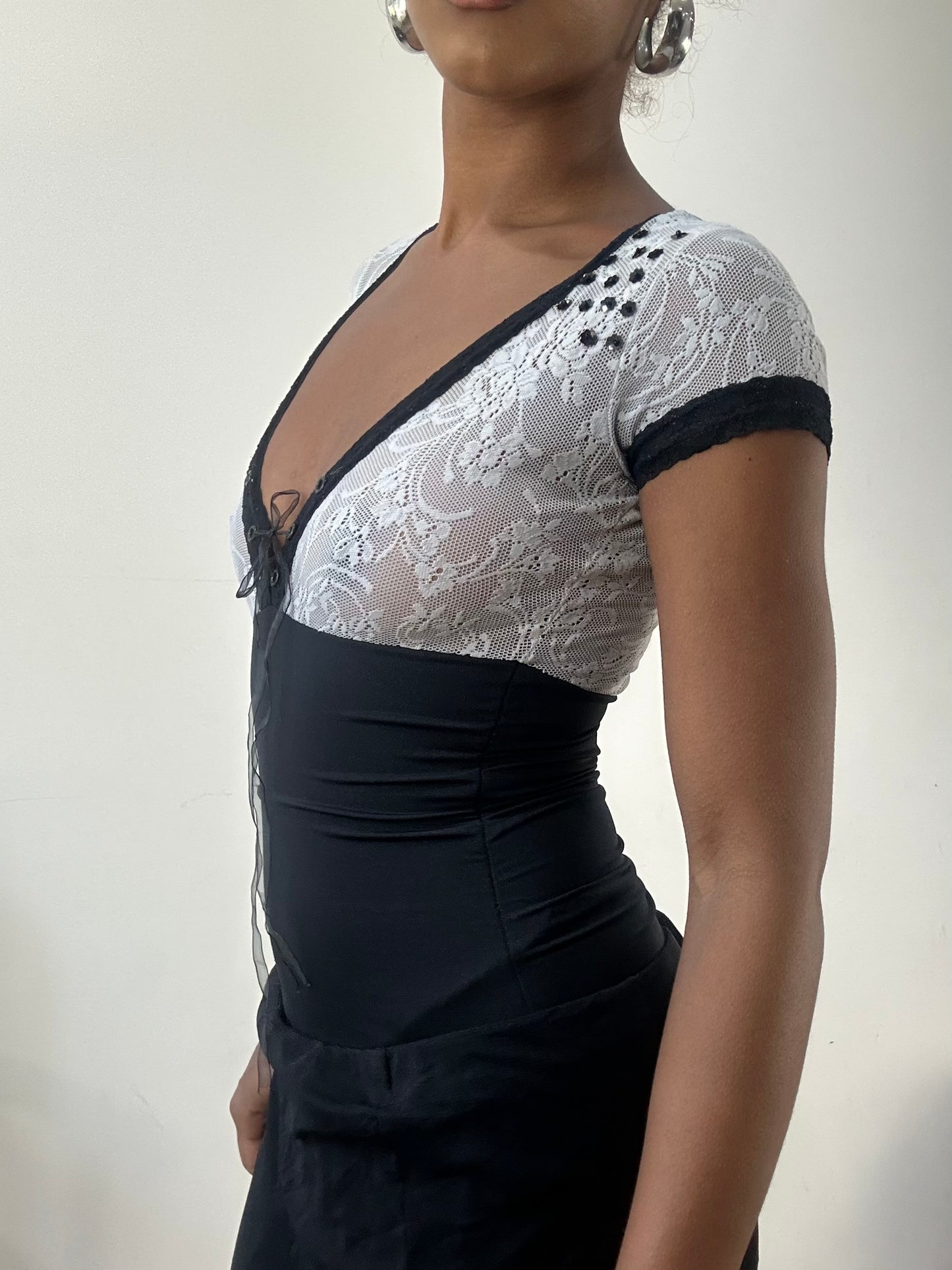 AUTUMN EDIT | extra small black and white bodysuit top