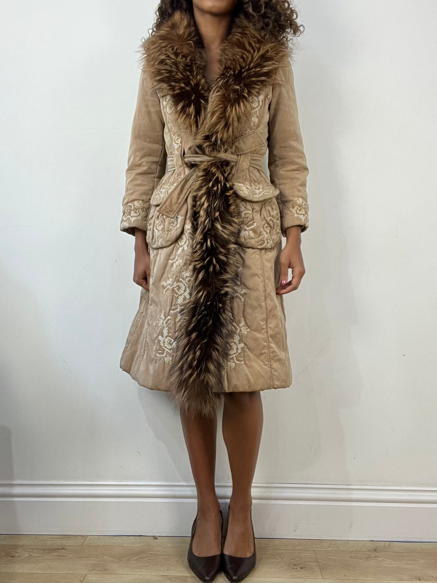 vintage edit thirty-four | small beige fur trim trench coat