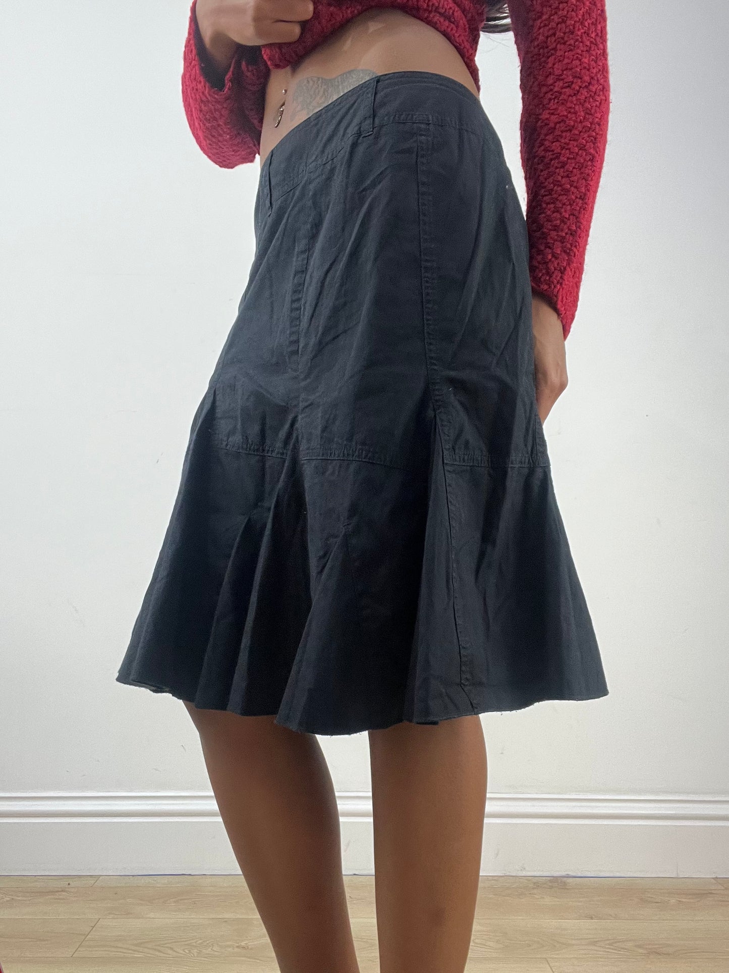 BEST PICKS | medium black pleated midi skirt