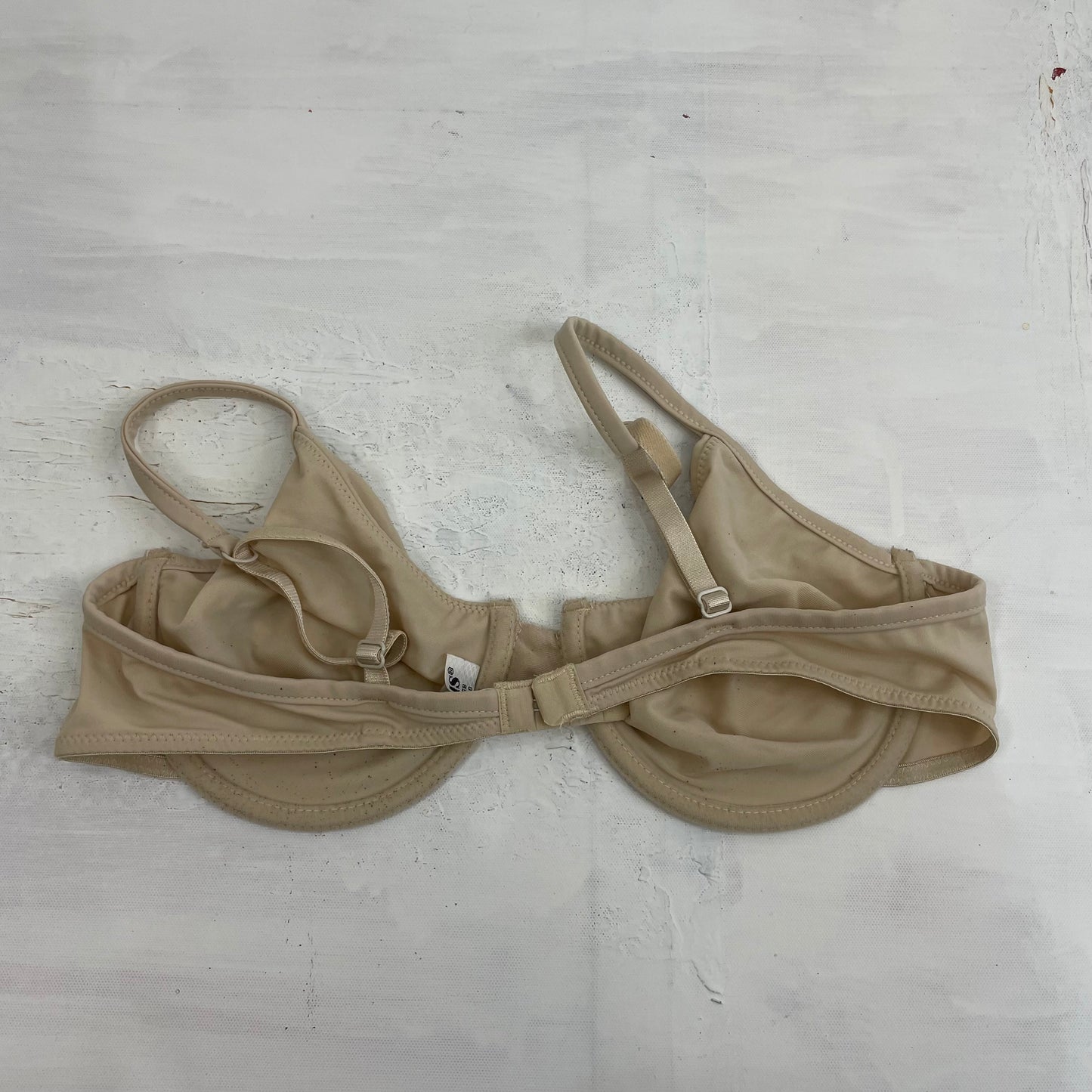 GORPCORE DROP | medium beige underwired bra