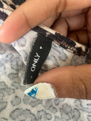 גופייה ⁨only⁩ בהדפס נמר – חום – מידה ⁨s/m⁩ – ⁨best picks⁩