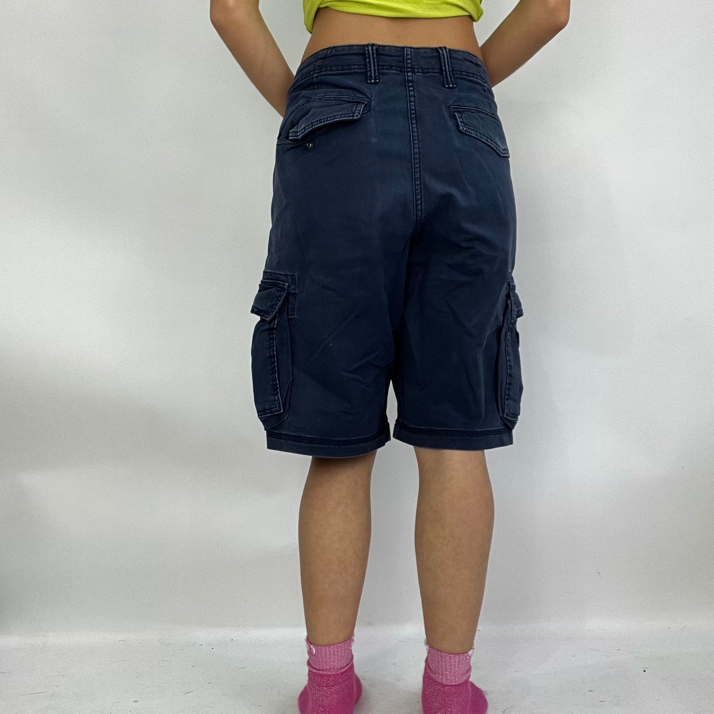 💚 SUMMER ‘IT GIRL’ DROP | medium gap navy blue cargo shorts