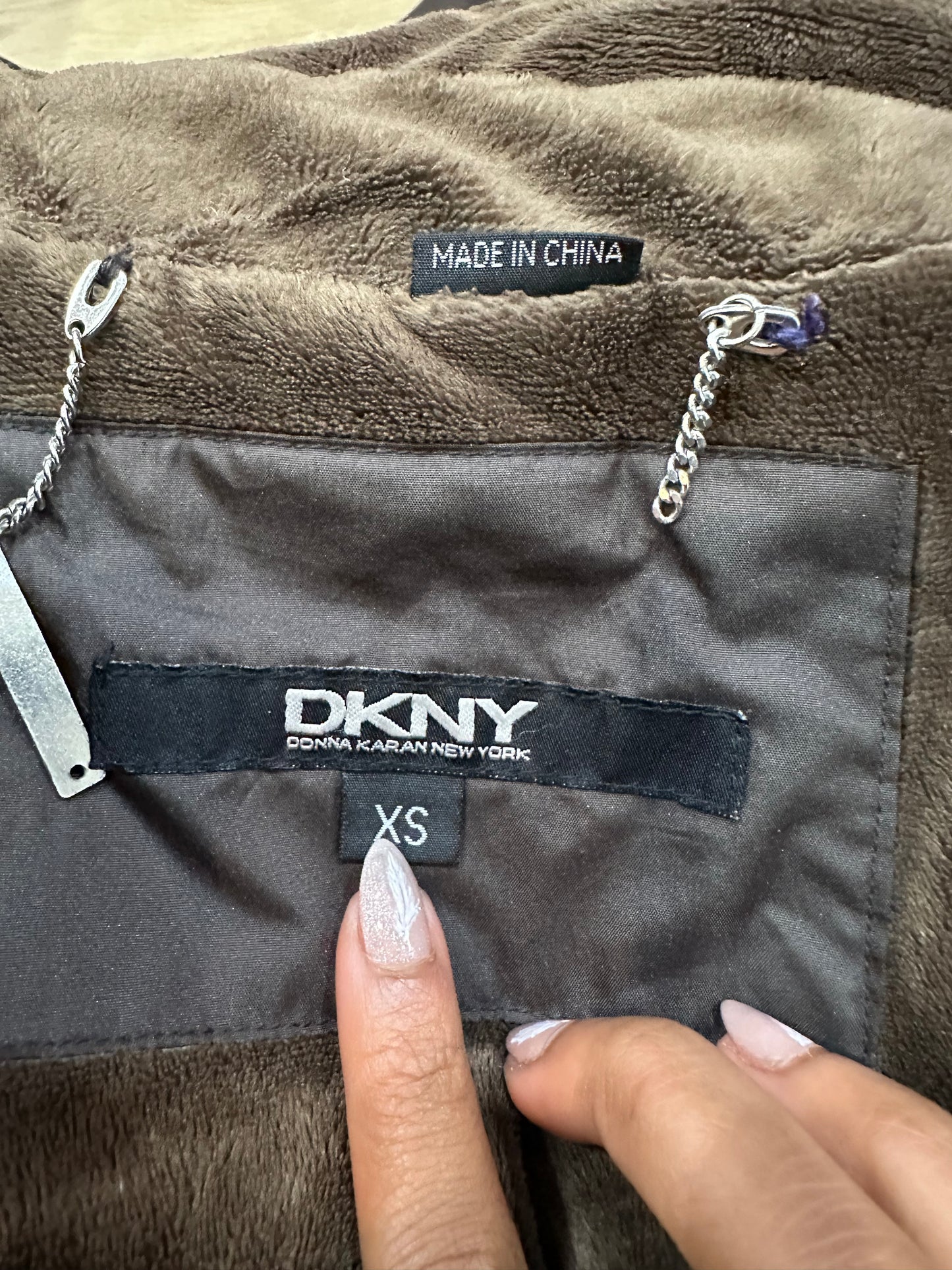 vintage edit thirty-three | small brown dkny puffer trench coat