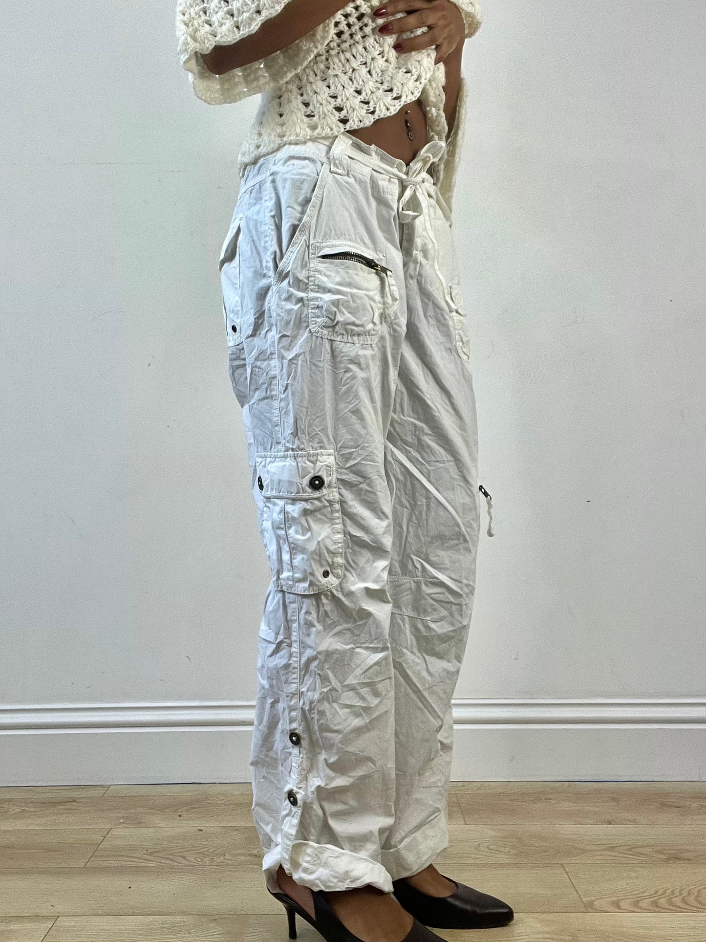 winter edit | medium white yessica cargo trousers