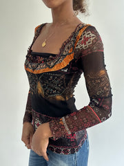 BEST PICKS | small black patterned long sleeve top