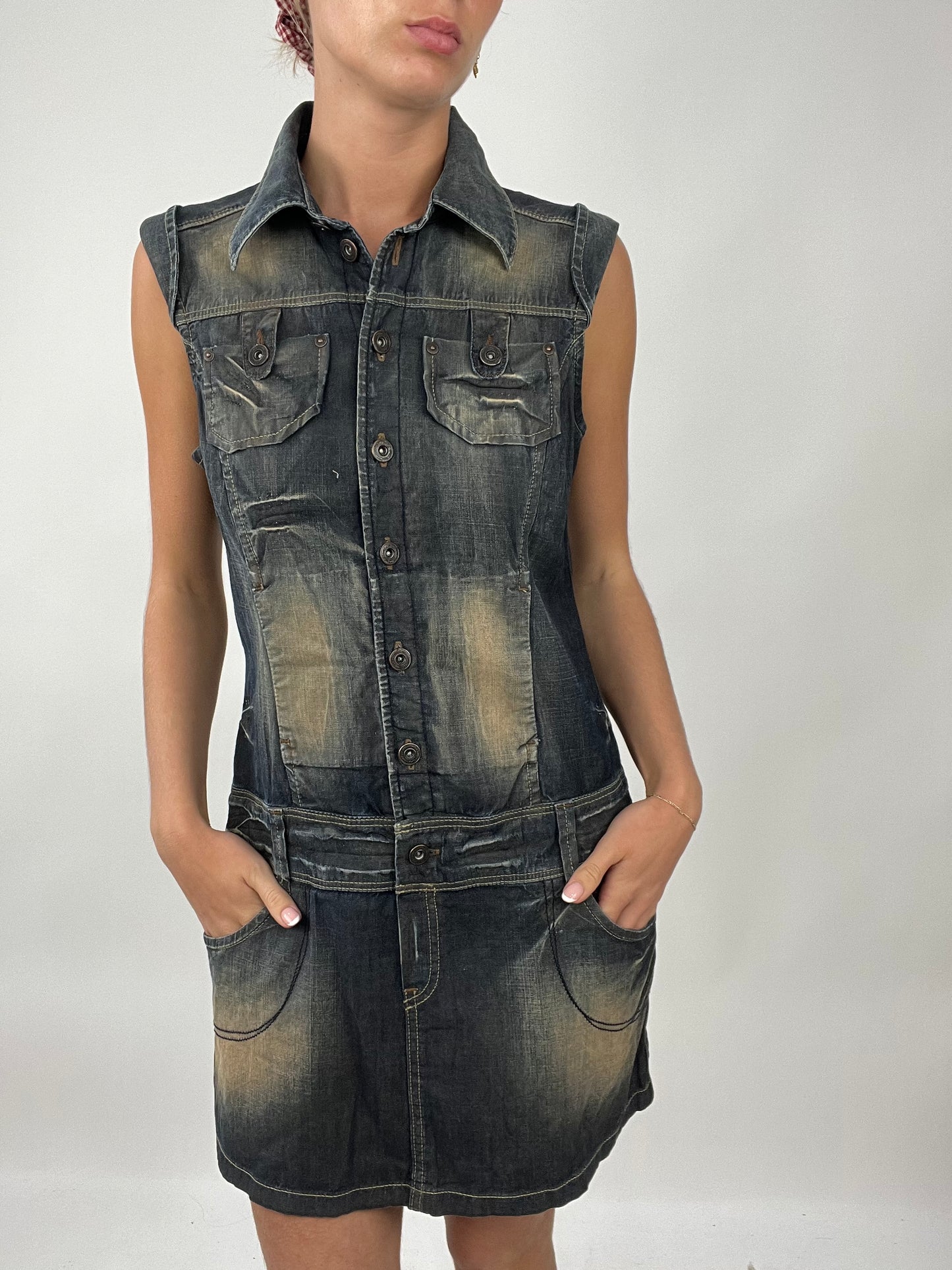 TAYLOR SWIFT DROP | large dark wash denim dress with bleached effect