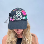 MISS remass DROP | article: casquette · détails: sequins + d&g