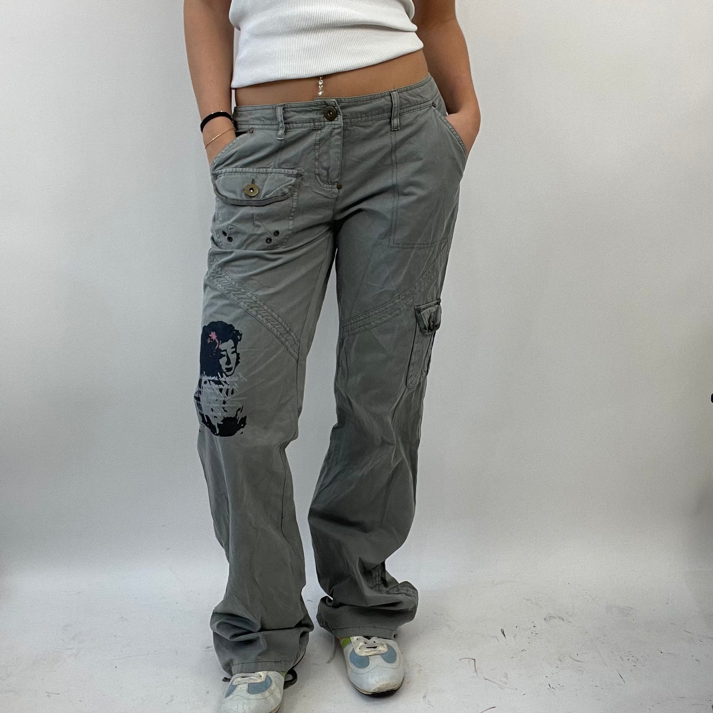 FUTURECORE DROP | small grey cargo trousers with graphic patches