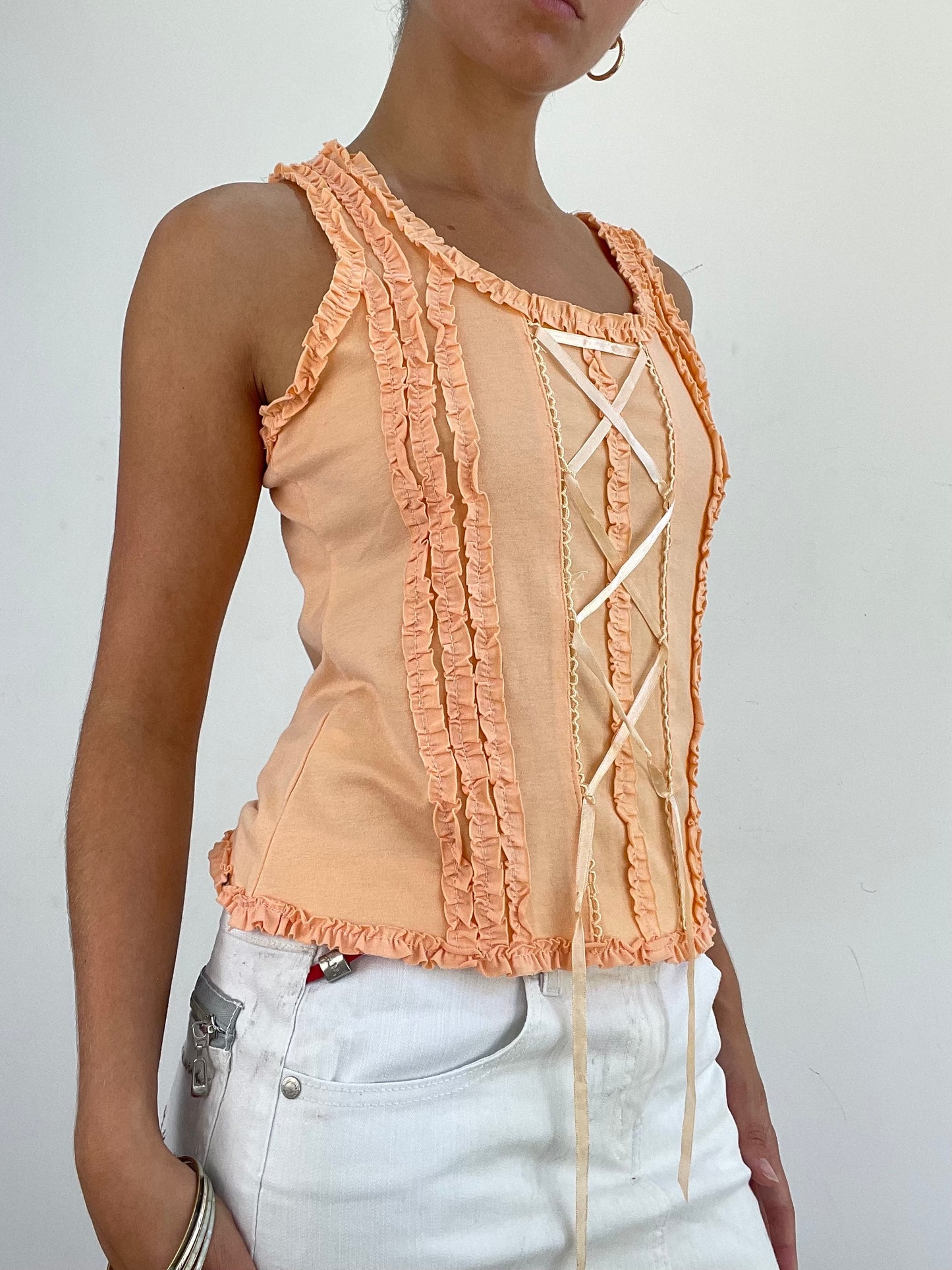 VINTAGE PICKS | small peach cami with lace up detailing