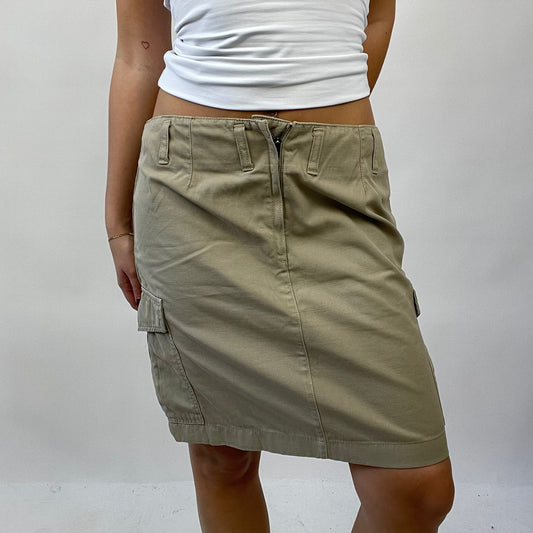 💚💻90s MINIMALISM DROP | small beige cargo midi skirt with big pocket details