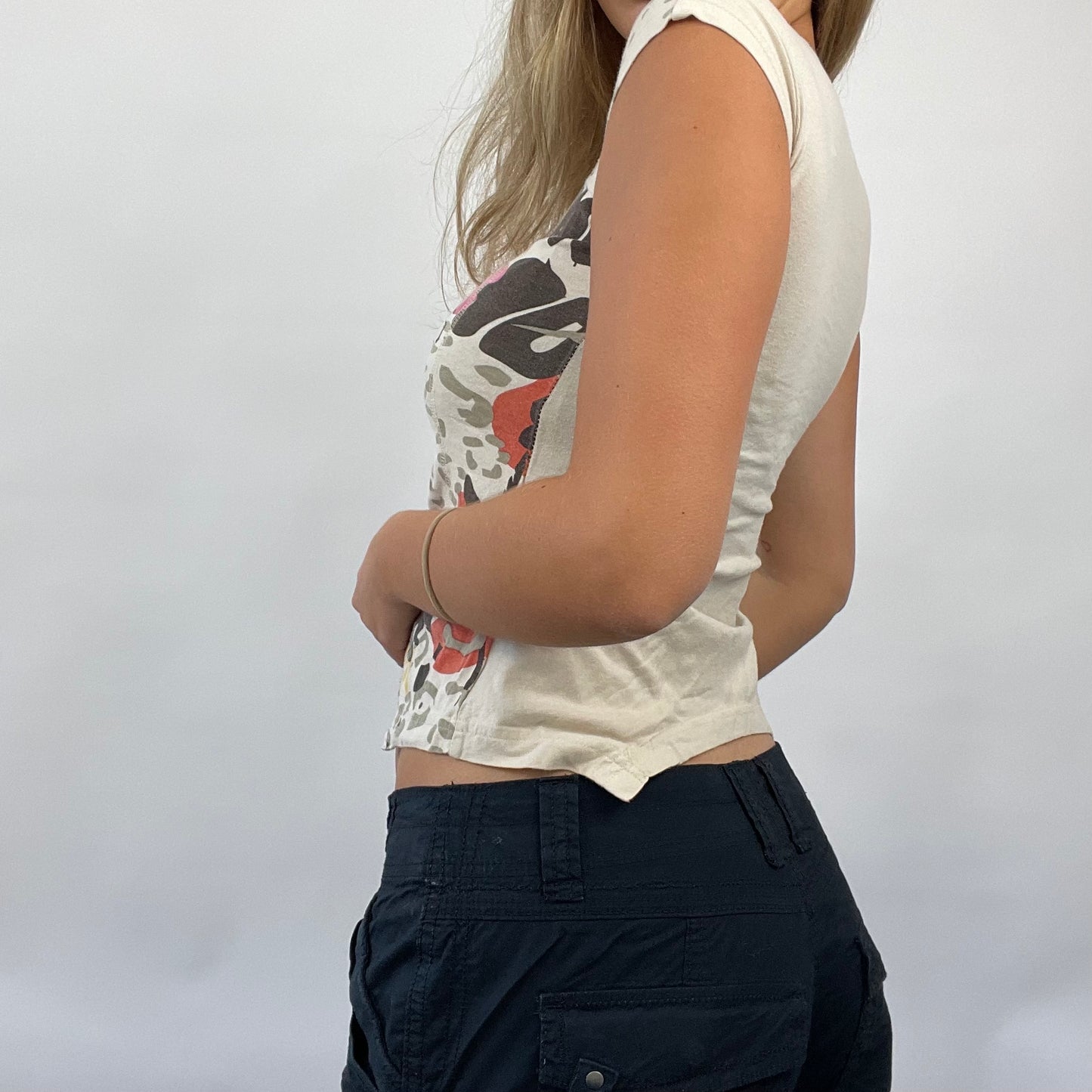 POSH AND BECKS DROP | small cream graphic t-shirt