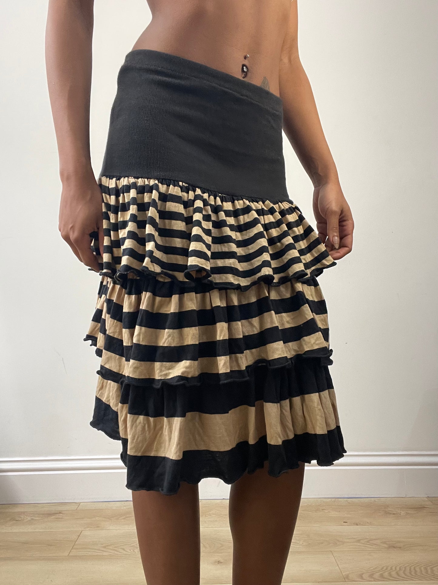 vintage edit: fashion week | extra small black striped midi skirt