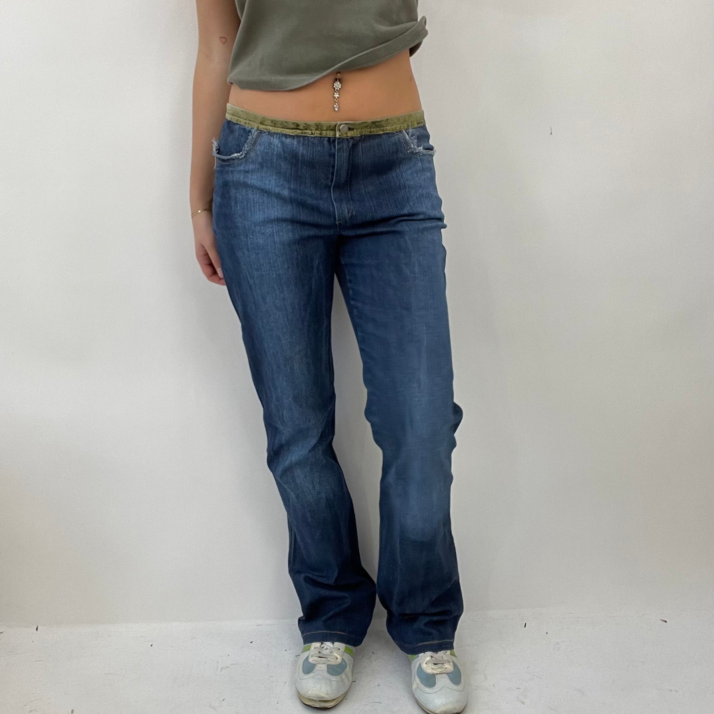 COTTAGECORE DROP | small dark blue jeans with green patterned patches