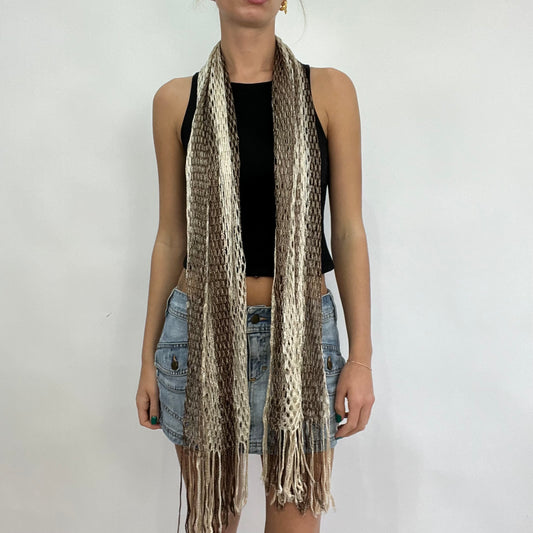 💻BEST PICKS | beige and brown knitted scarf
