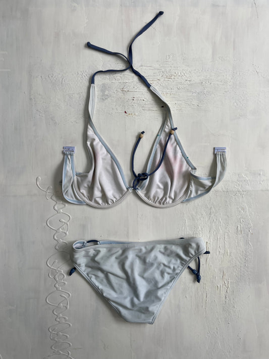 VINTAGE PICKS | large bikini set with graphic floral detailing