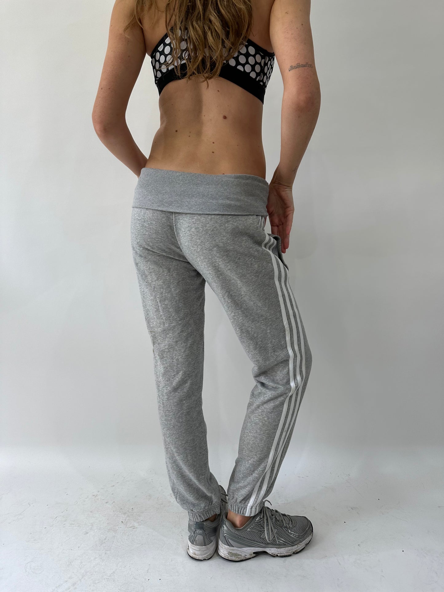 athleisure edit | small grey nike foldover waist joggers