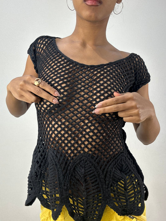 vintage edit thirty-six | small black crochet knit tank top