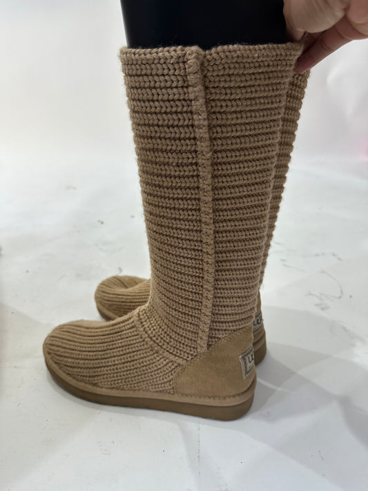 vintage edit thirty-five | UK5.5 UGG long classic knit boots