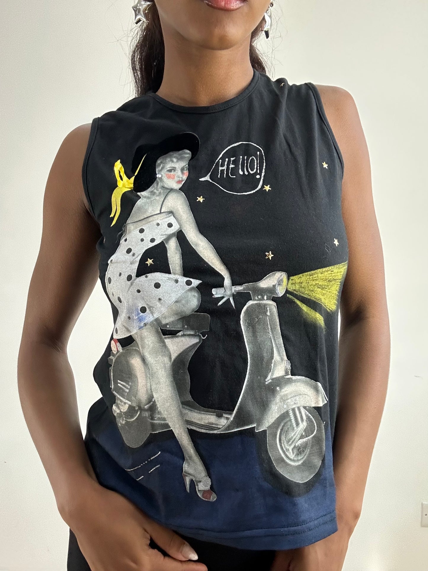 BEST PICKS | small black vest top with graphic print