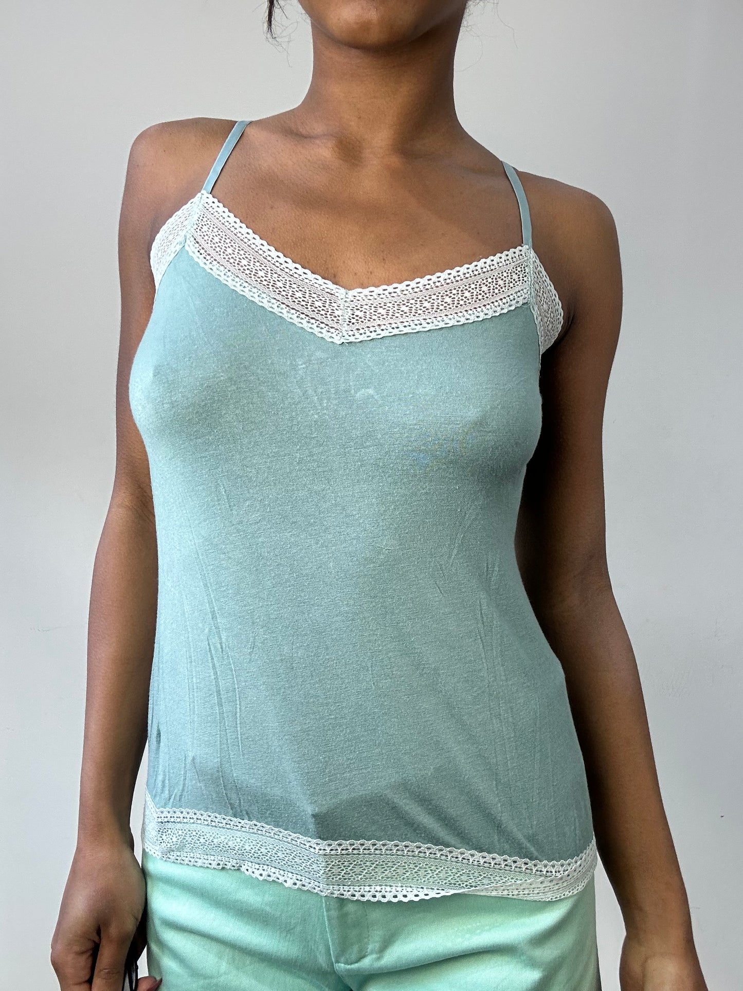 BEST PICKS | small blue lace cami top