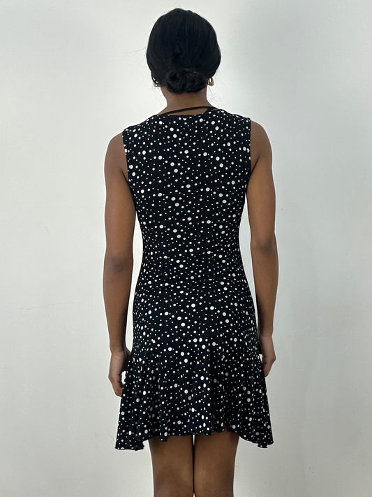 MOB WIFE DROP | taille: S · couleur: noir · article: robe · détails: pois + longueur mini