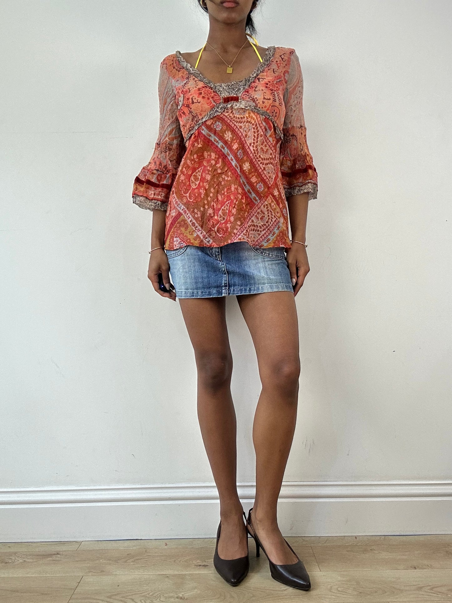 vintage edit twenty-one | small orange sheer 3/4 sleeve patterned top