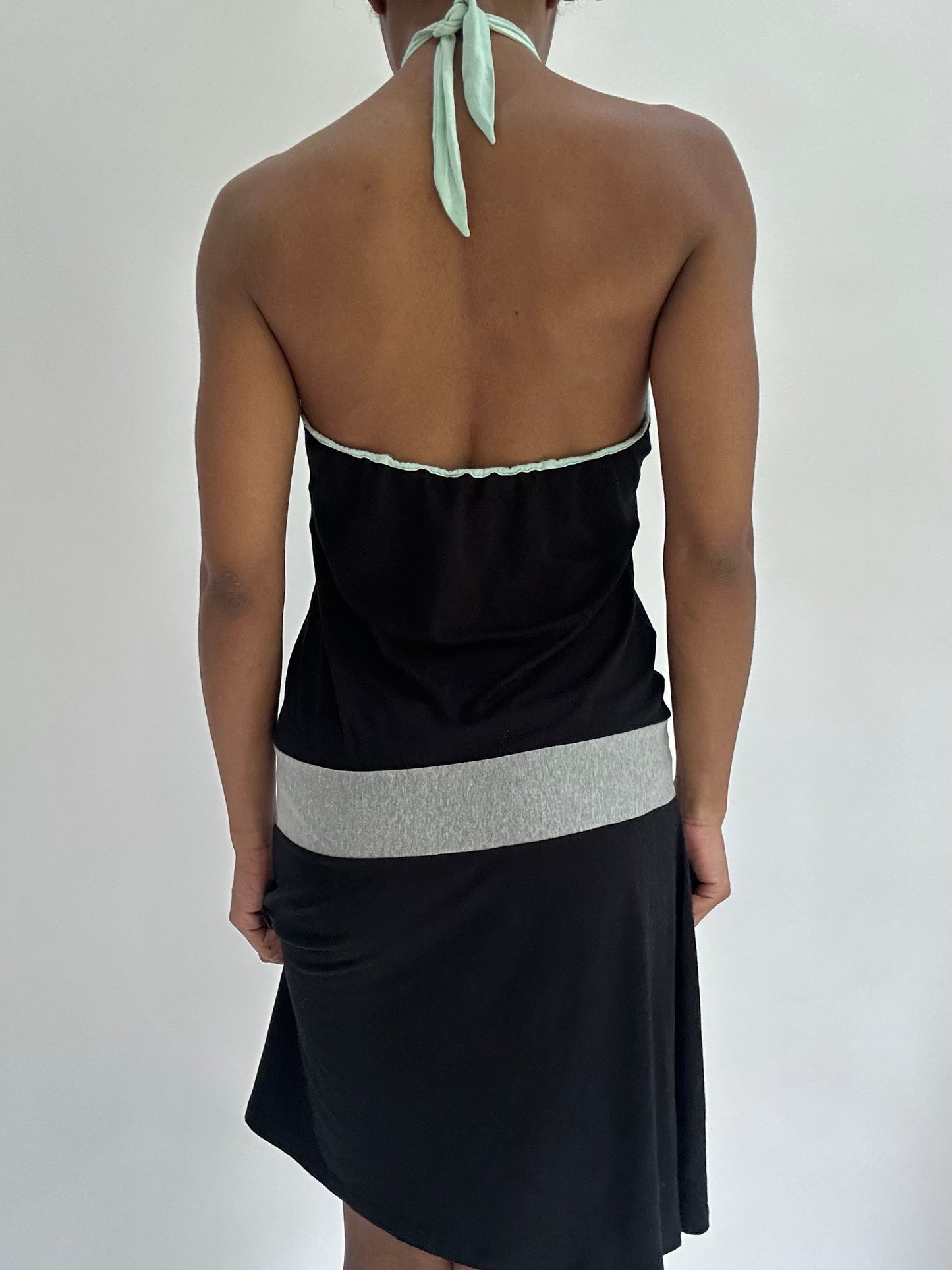 BEST PICKS | small black halterneck midi dress