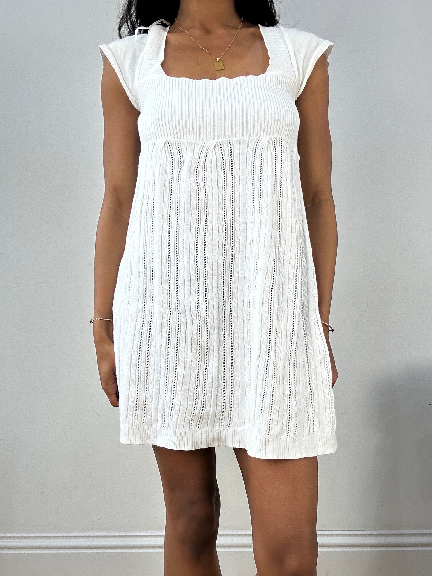 🧼BEST PICKS | small old label bershka white knit mini dress