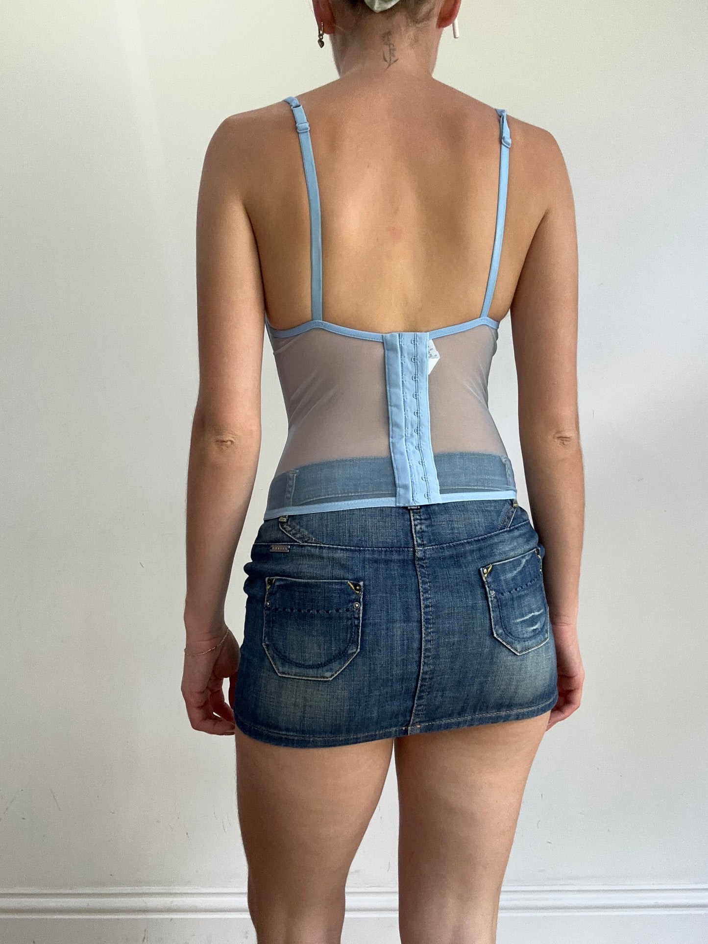 💻‼️ baby blue ribbed corset style top