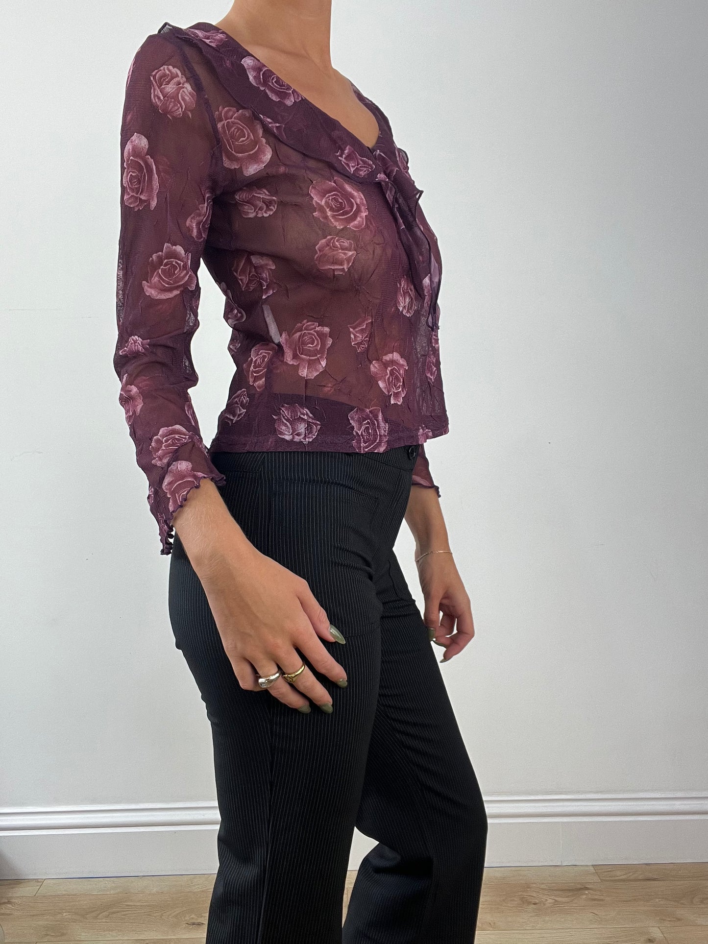 GIRLBAND DROP | medium purple orsay floral mesh top