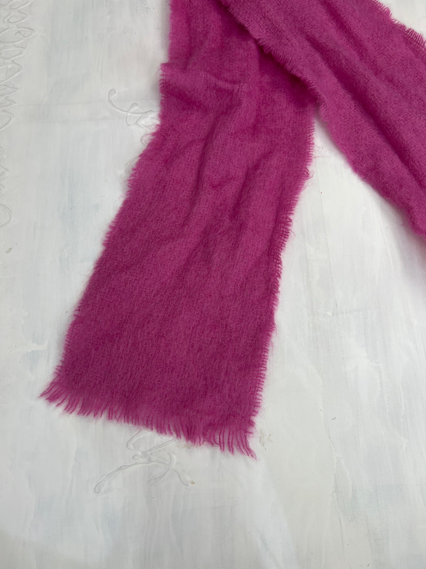 WINTER ESSENTIALS | pink knitted scarf