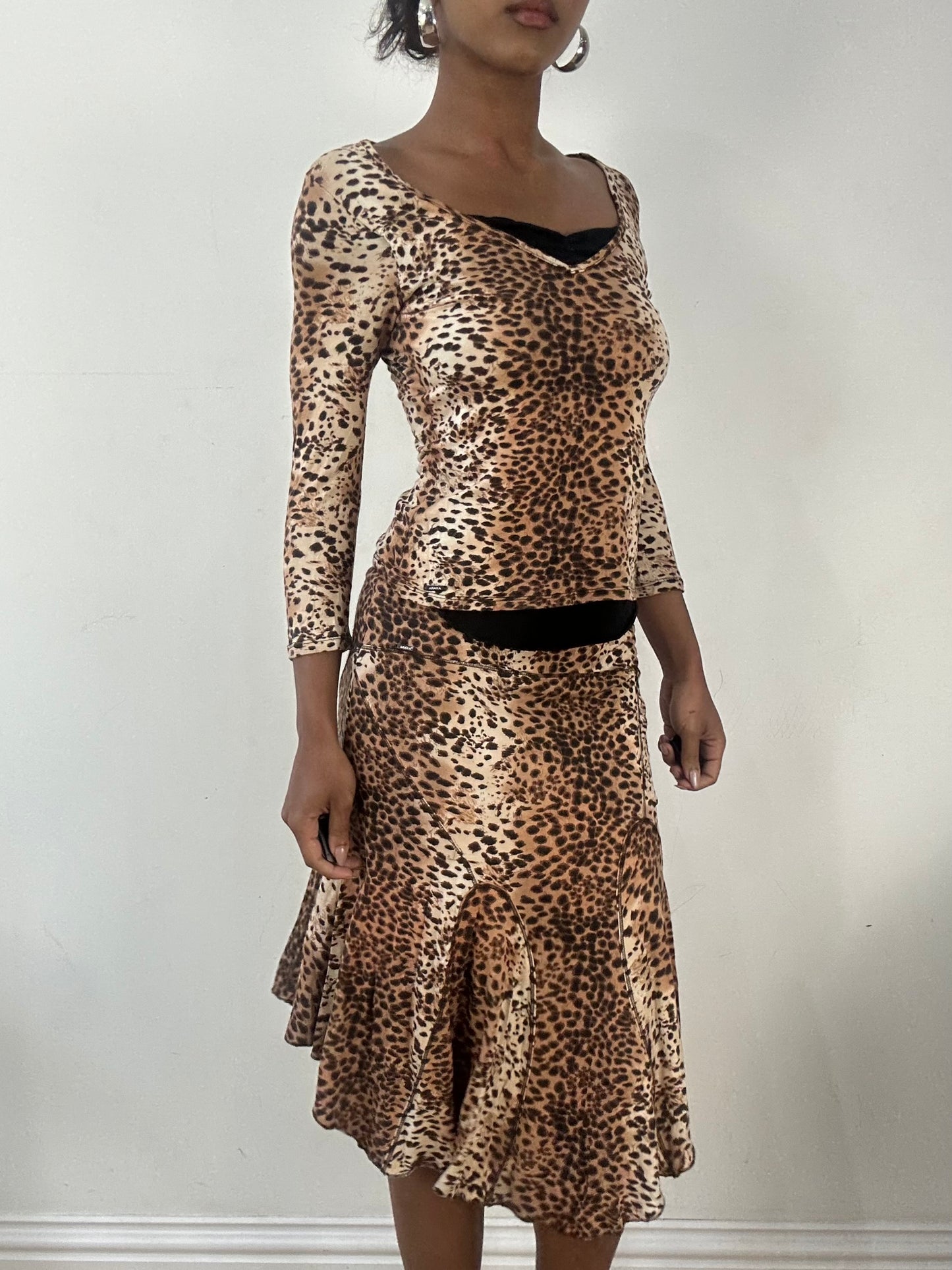 AUTUMN EDIT | small leopard print top and midi skirt set