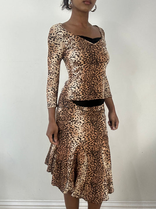 AUTUMN EDIT | small leopard print top and midi skirt set