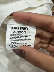 חולצה ⁨burberry⁩ עם שרוולים קצרים – לבן – מידה ⁨s⁩ – ⁨vintage edit thirty-six⁩
