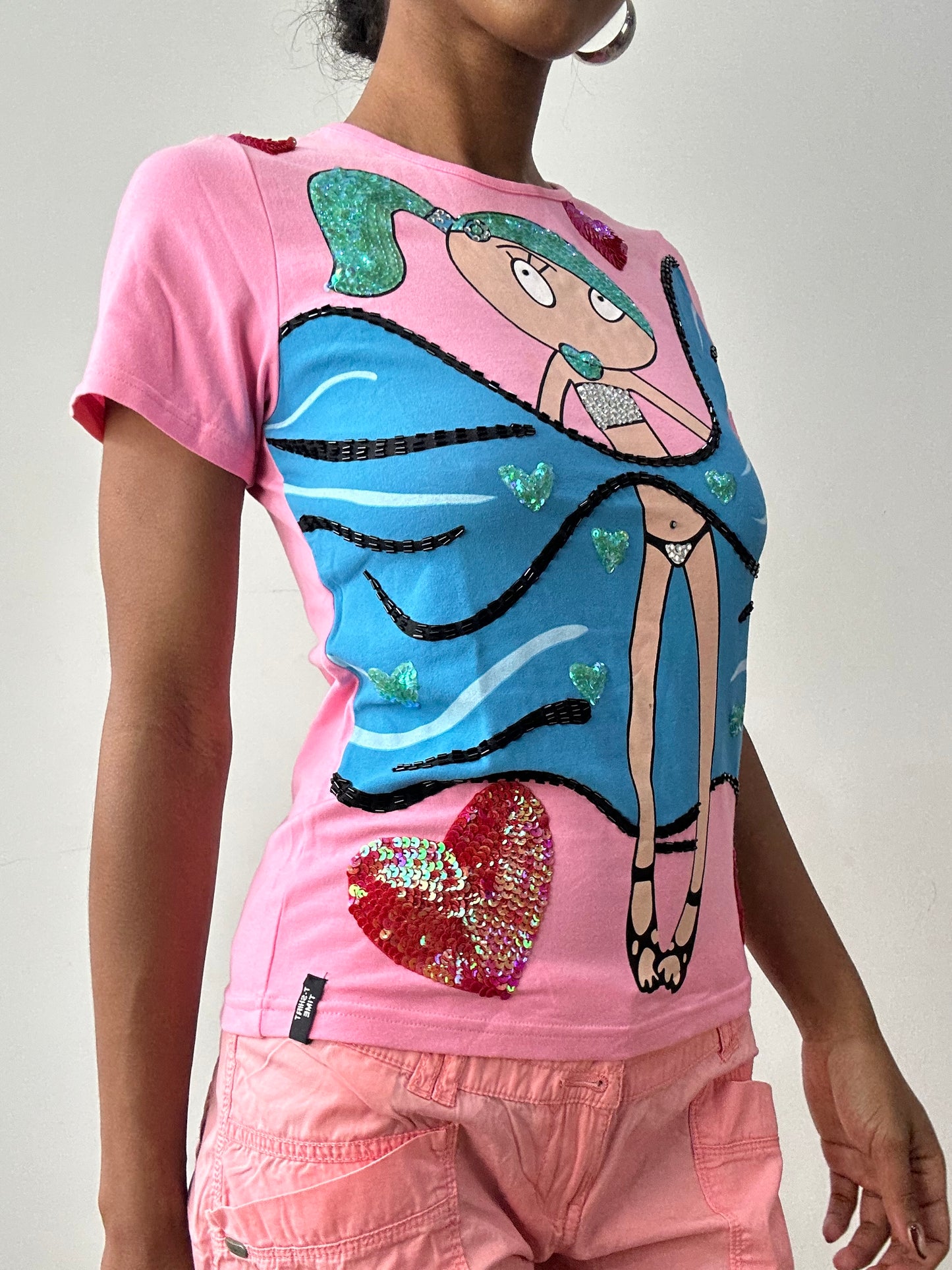 midsummer edit | medium pink graphic tshirt with sequin detailing