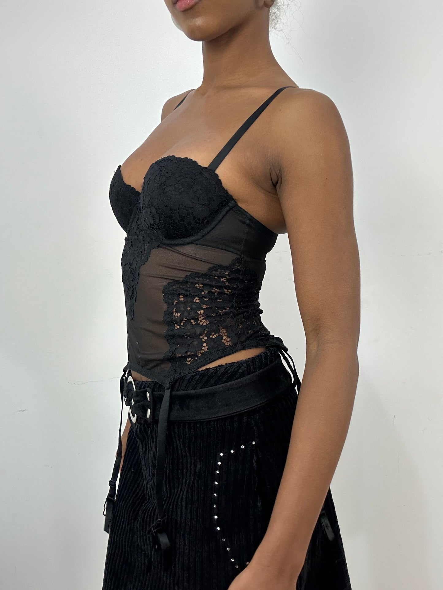 vintage edit: indie sleaze | extra small black old h&m corset top