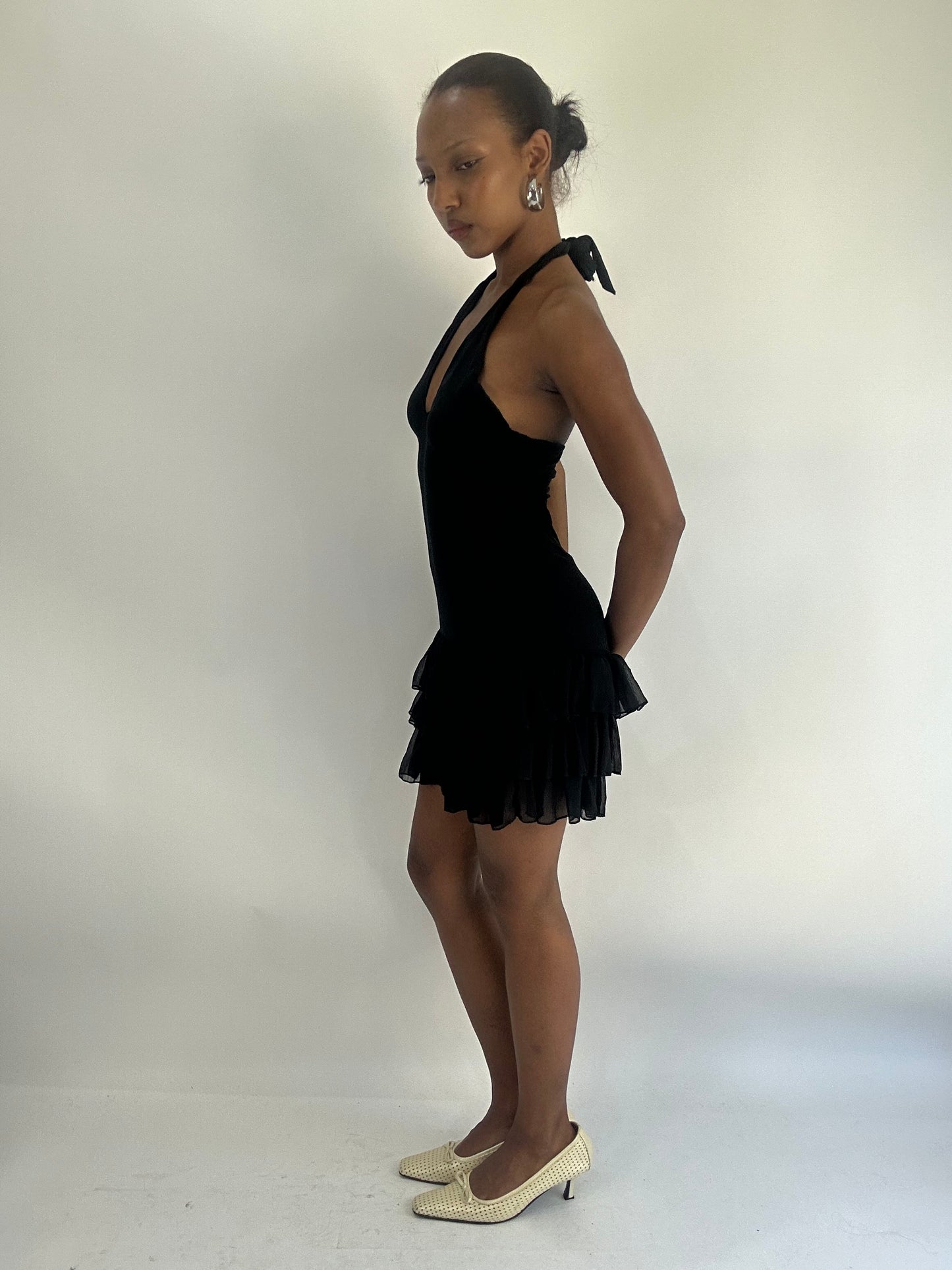 AUTUMN FAVOURITES | small black halter neck dress with ruffle detail