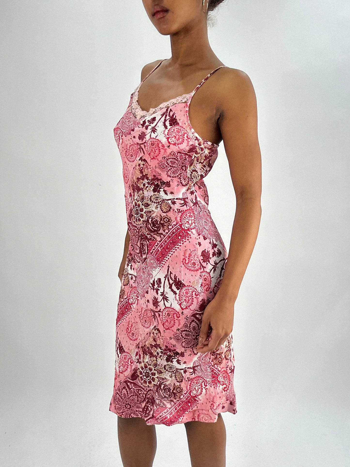 vintage edit thirty-five | small pink yessica patterned midi dress