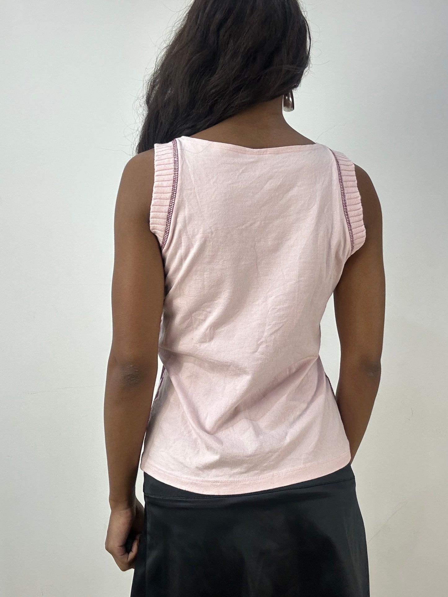 BEST PICKS | small pink sleeveless top with graphic print