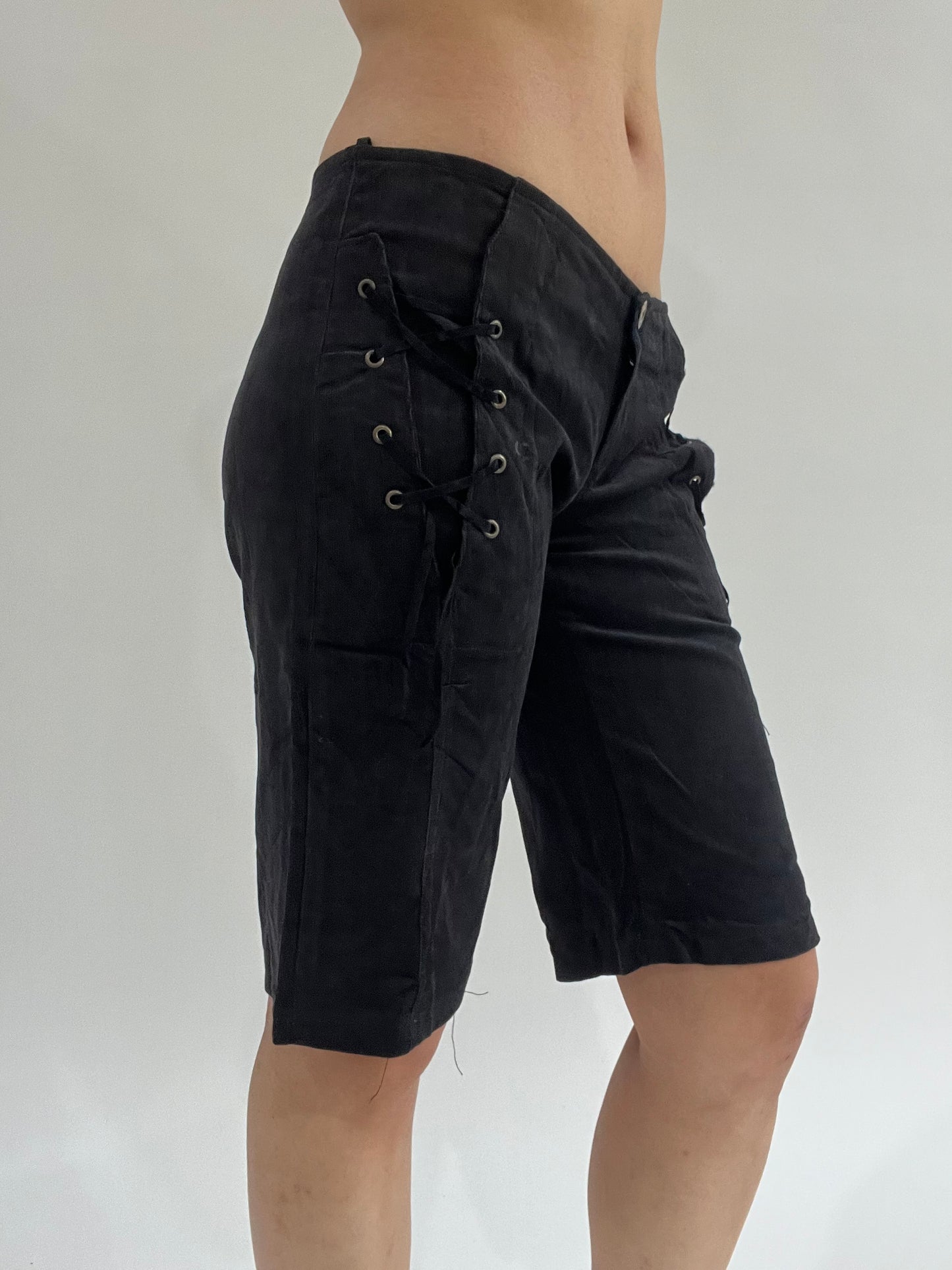 ‼️ | black corduroy shorts
