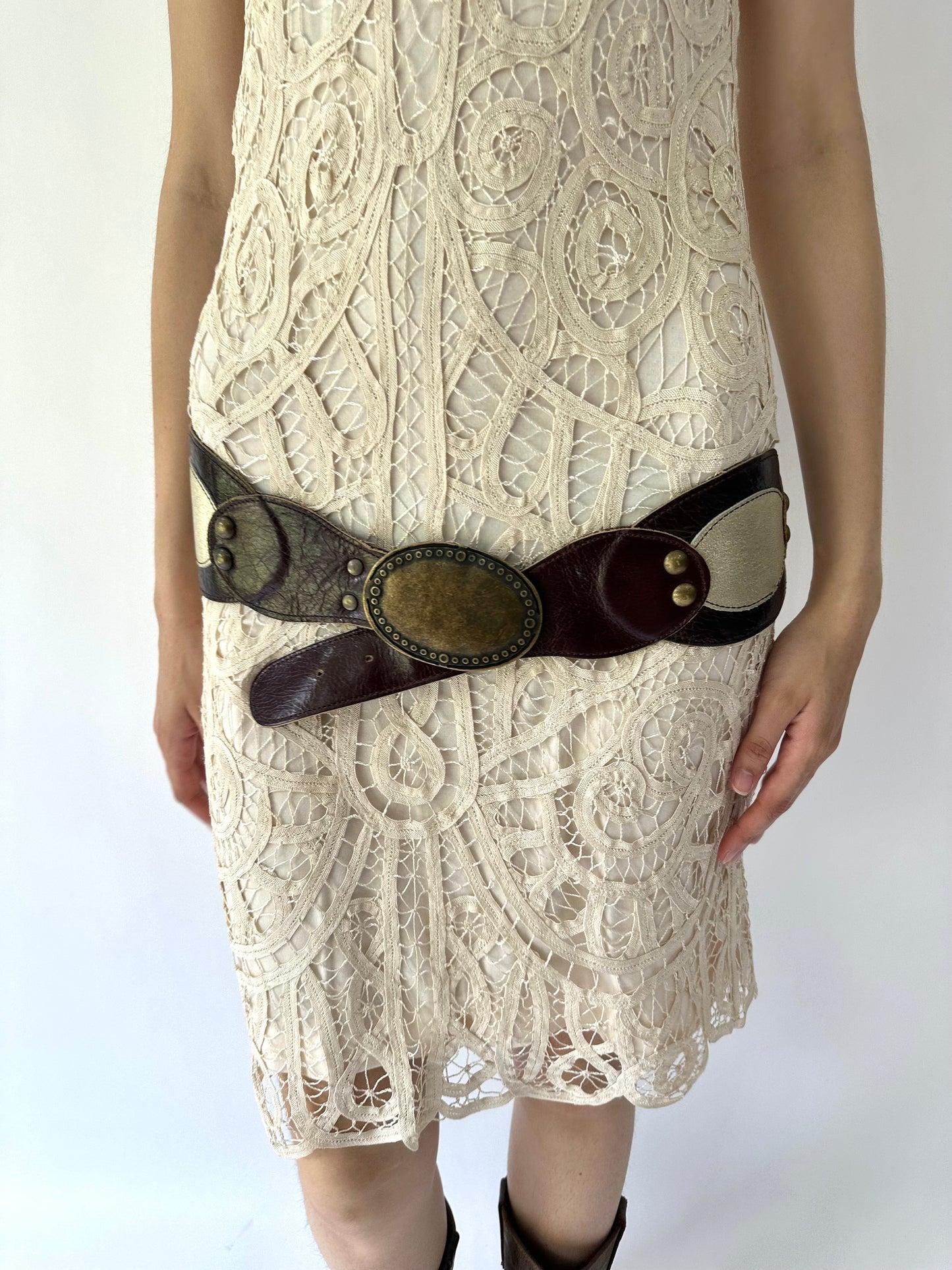 festival drop | brown and white oversized statement belt