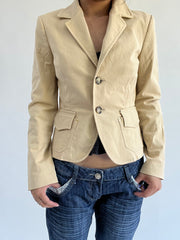 autumn picks |small cream yellow suit style jacket with pockets detail
