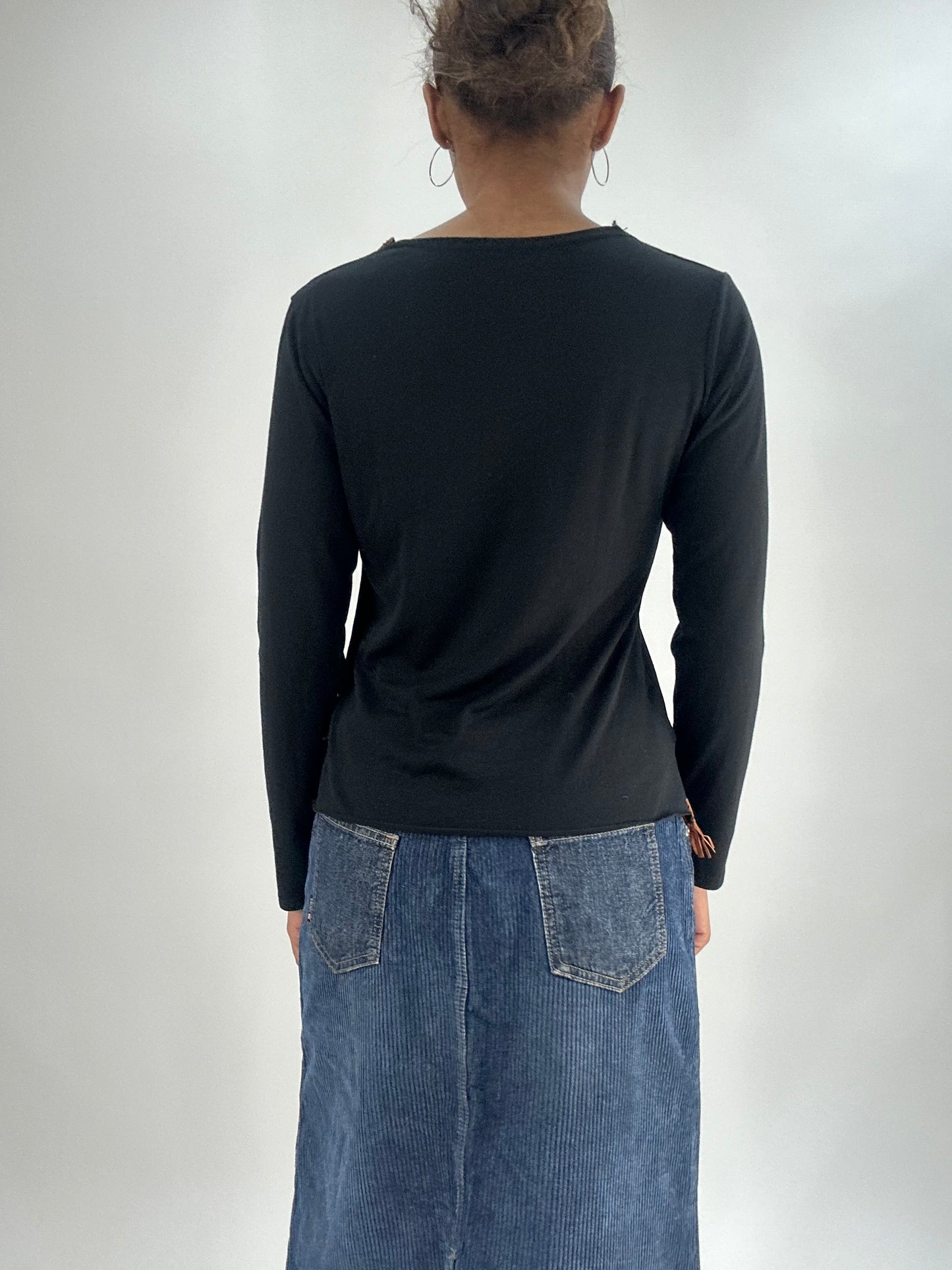 vintage edit thirty-five | medium black long sleeve top with fringe detail