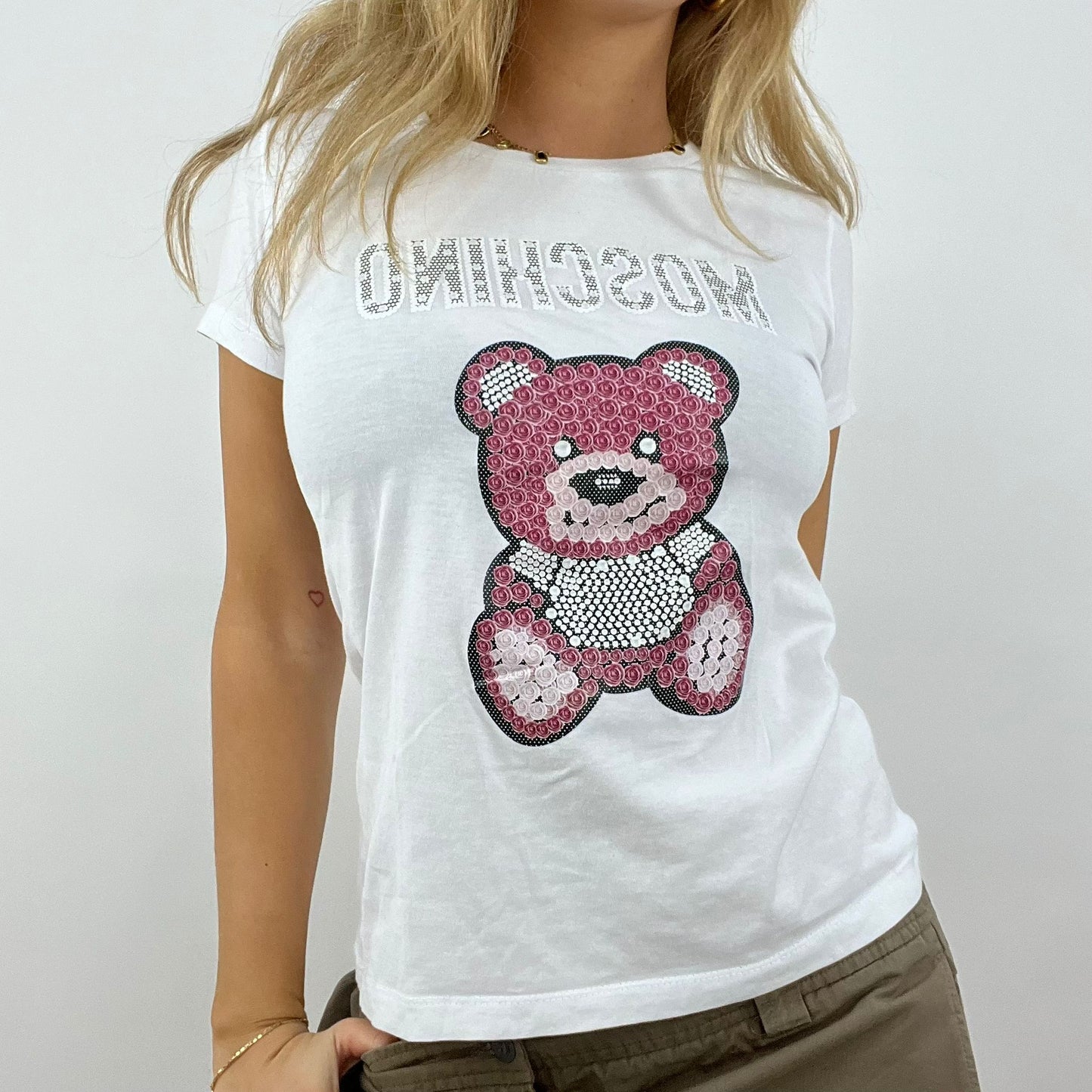 12 DAYS OF XMAS DROP | small white moschino t-shirt with bear print